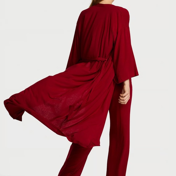 VICTORIA'S SECRET
Modal Soft 3-Piece Set - Picture 2 of 3